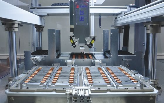 Máquina de triagem de chips de semicondutores personalizada Equipamento de sequência de descarga automática