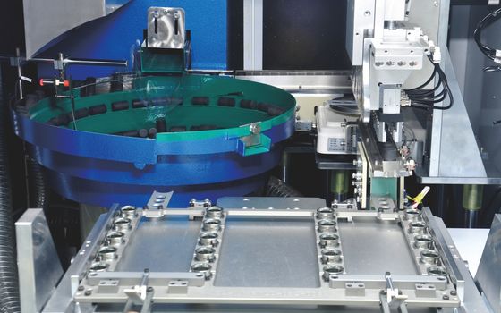 Máquina de triagem de chips de semicondutores personalizada Equipamento de sequência de descarga automática