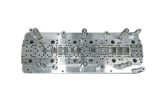 Moldura de semicondutores de estrutura de chumbo