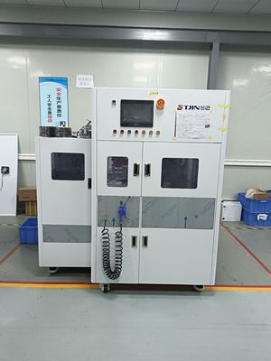Máquina de corte e moldagem de dimensões de 500 mm utilizada na indústria de semicondutores